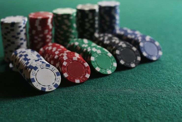 Studio live dealer berkualitas tinggi dengan dealer profesional